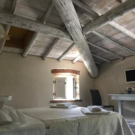 Casal Del Pigno Hotell Peschiera del Garda Exteriör bild